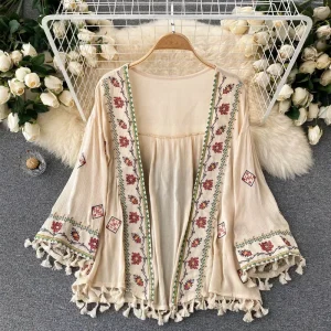 tunique bohème avec ponpons beige