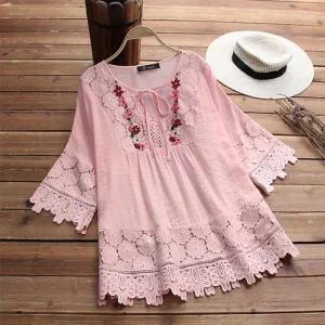 tunique longue fleurie en dentelle rose